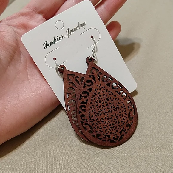 Wooden Boho Earrings - Picture 4 of 4